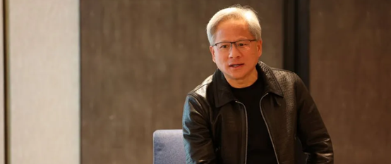 瑞银投资 外媒：黄仁勋在访华期间称，中国开源人工智能是“全球进步的催化剂”